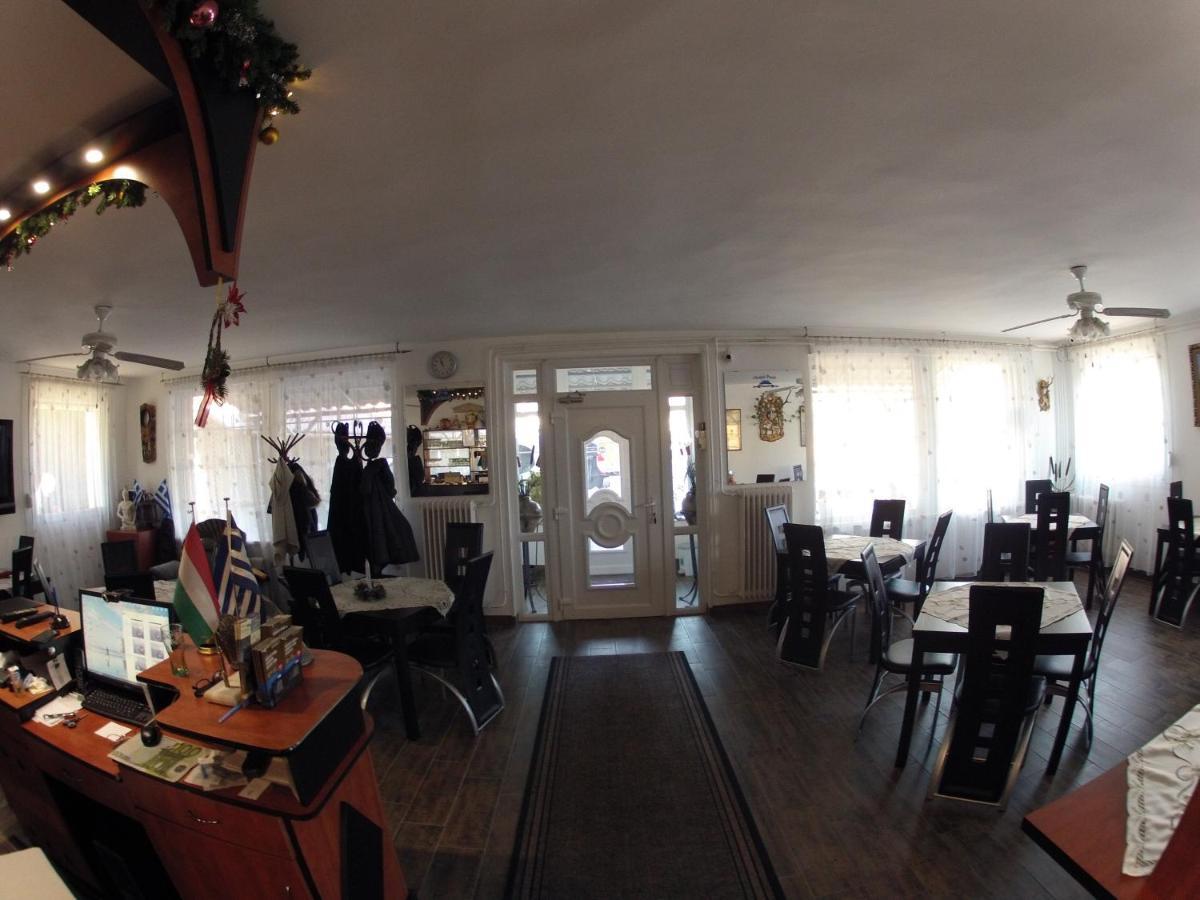 Olympos Panzio Hotel Budaörs Екстериор снимка